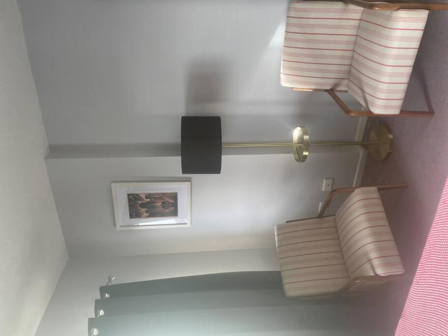 טאונסביל Two Bedroom Apartment High Point Of Any Stay In The City מראה חיצוני תמונה
